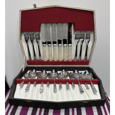 Canteen Bone Handled Cutlery Set 24 pc (35)